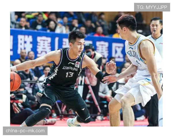 伯纳乌球场外球迷冲突，警方加强安保措施